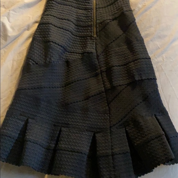 Super cute little skirt - Picture 2 of 6